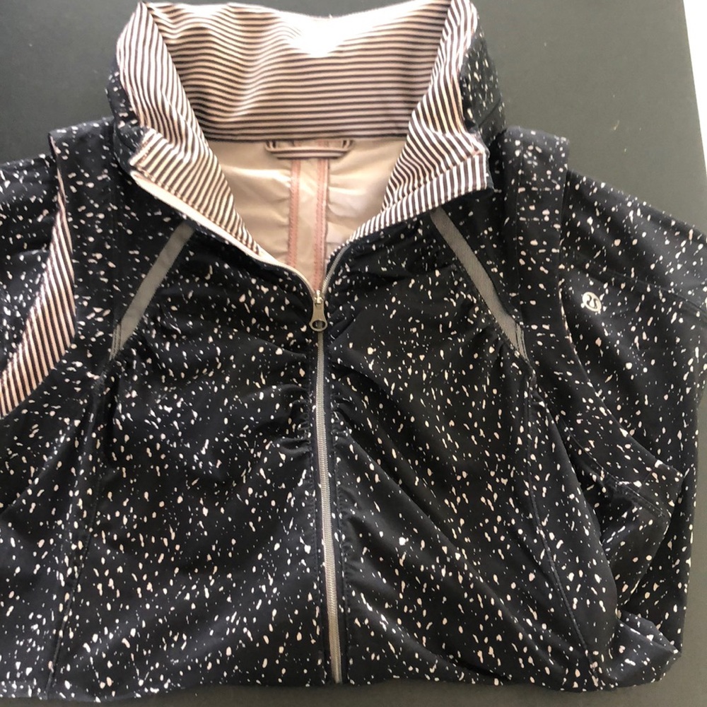 Lululemon vest
